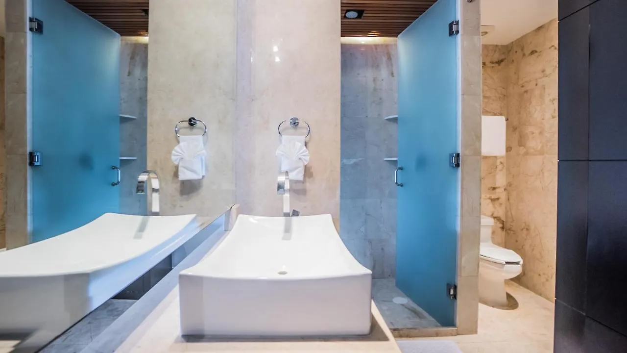 Apartment Las Brisas 402 Condo Playa del Carmen Mexico